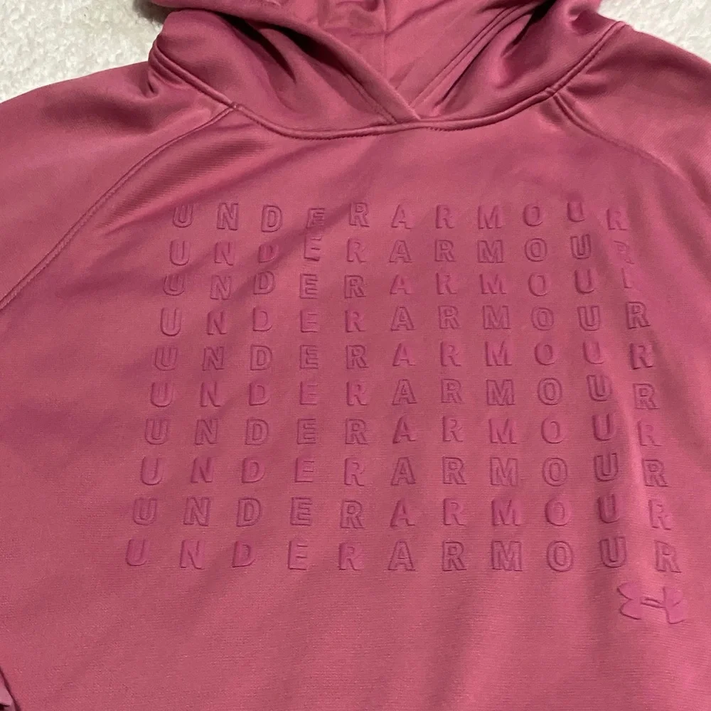 Under Armour pink hoodie girls size medium ( 8 / 10)
